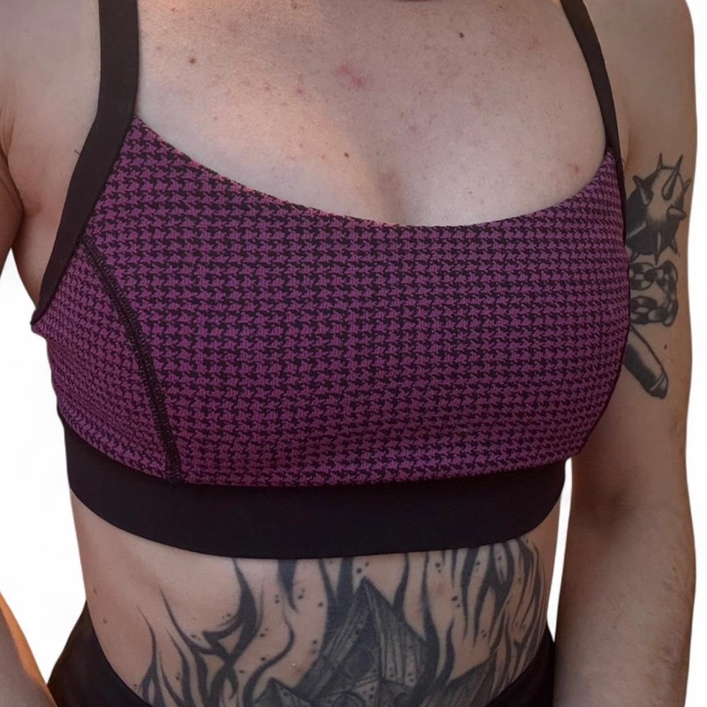 Vintage Lululemon Purple & Black Houndstooth Sports Bra – Size Small